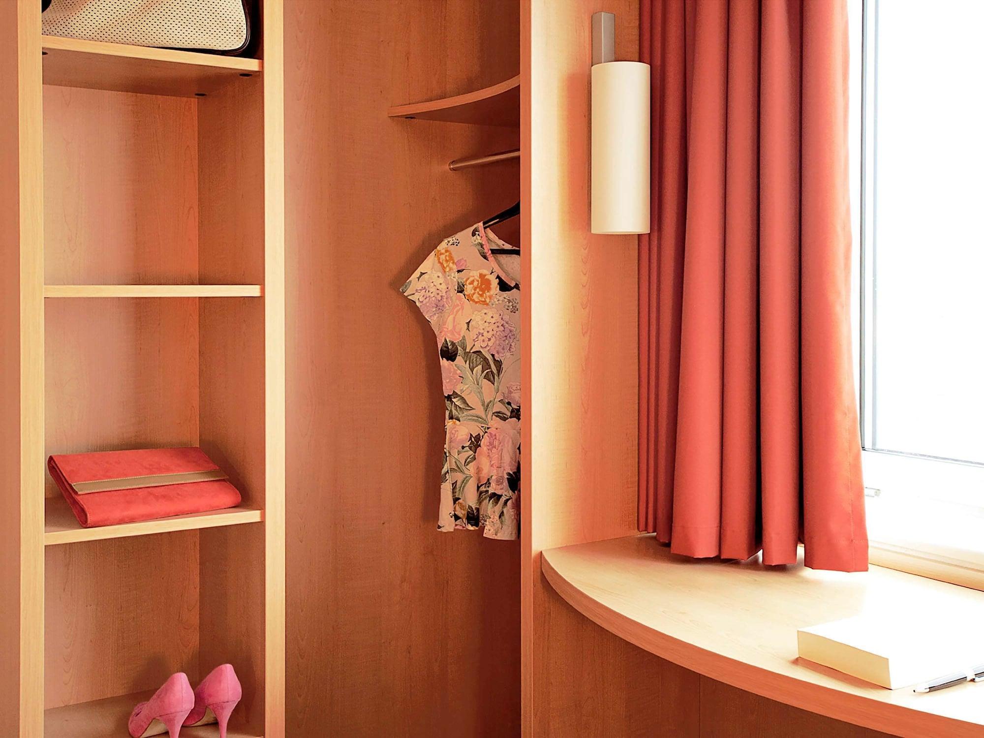 B&B Hotel Les Sables-D'Olonne Centre Gare エクステリア 写真