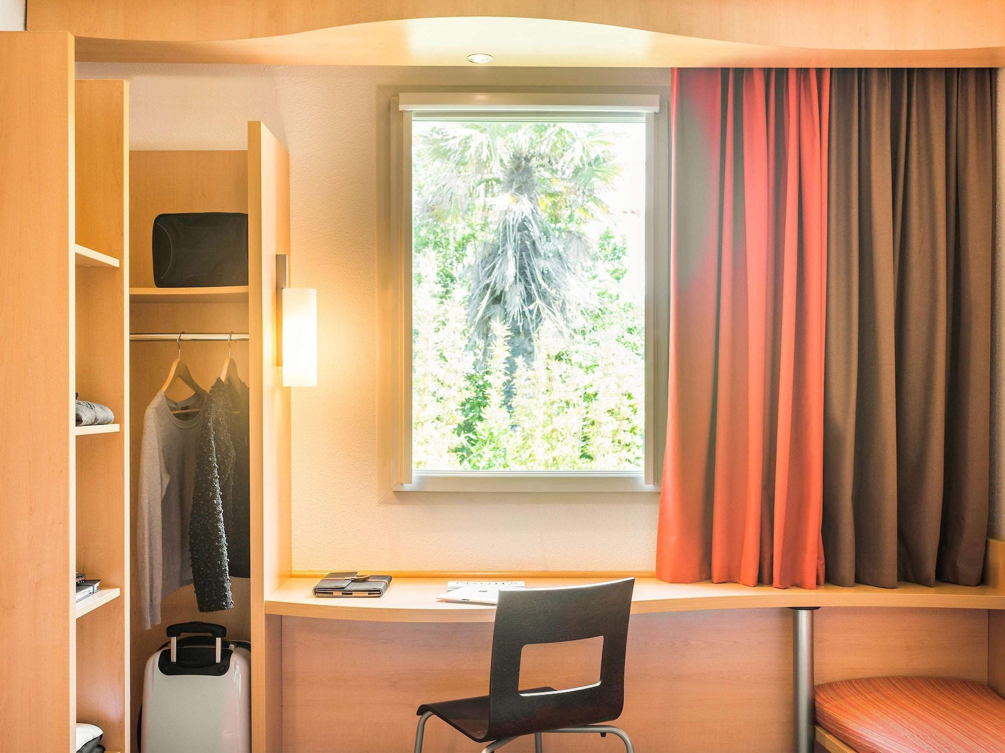 B&B Hotel Les Sables-D'Olonne Centre Gare エクステリア 写真