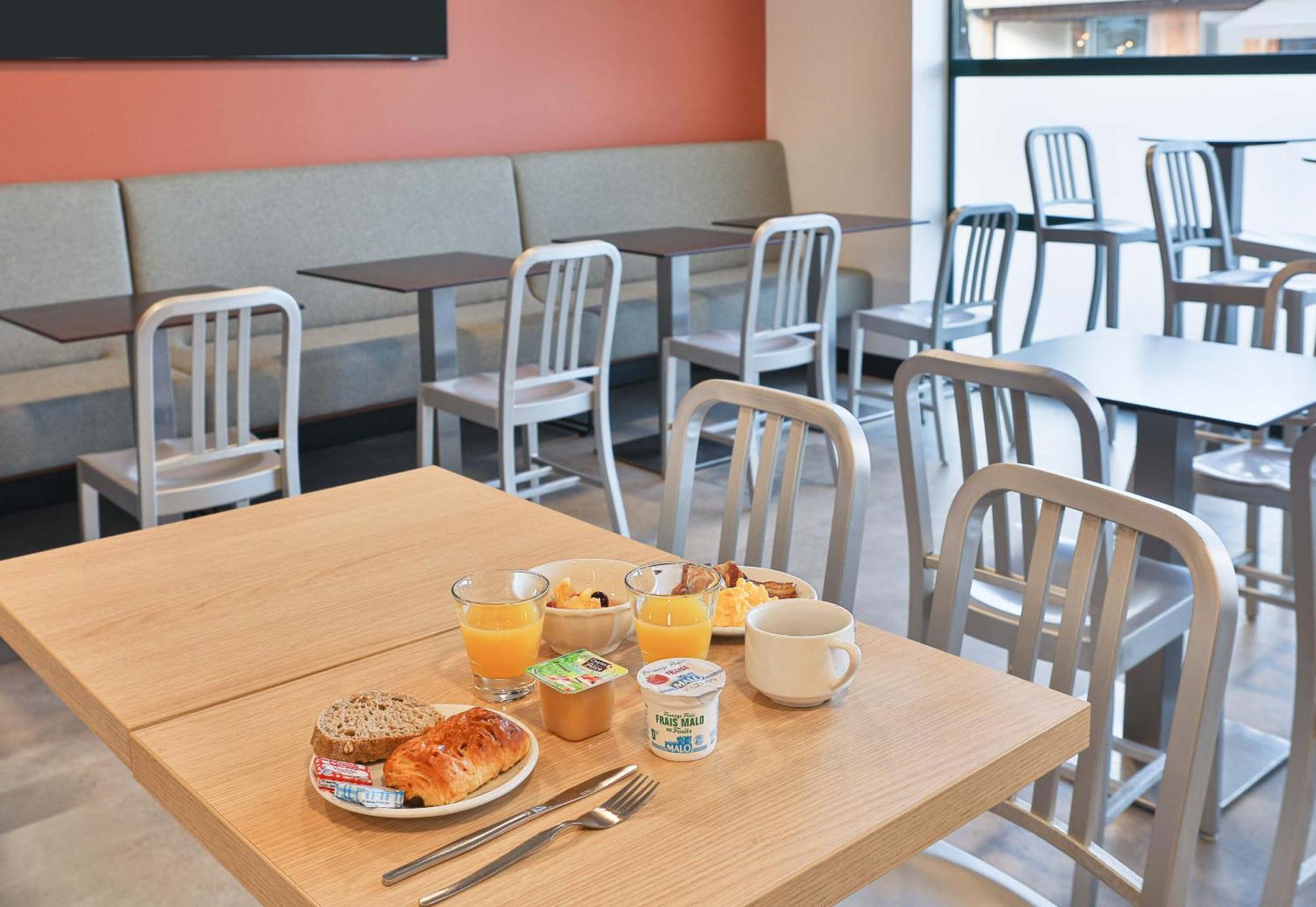B&B Hotel Les Sables-D'Olonne Centre Gare エクステリア 写真
