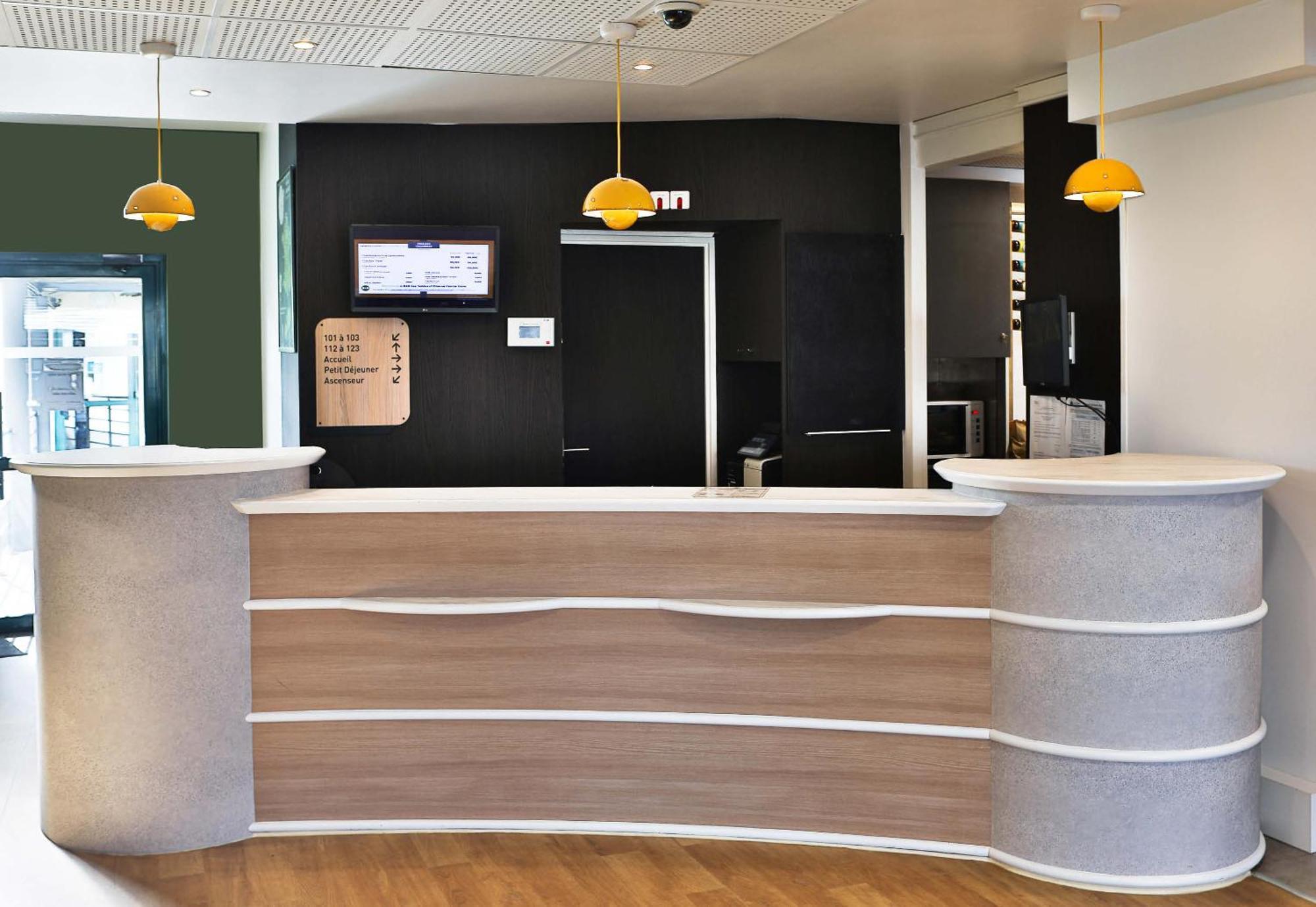 B&B Hotel Les Sables-D'Olonne Centre Gare エクステリア 写真